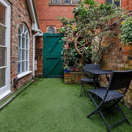 Monk Bar Garden Hideaway York Exterior foto